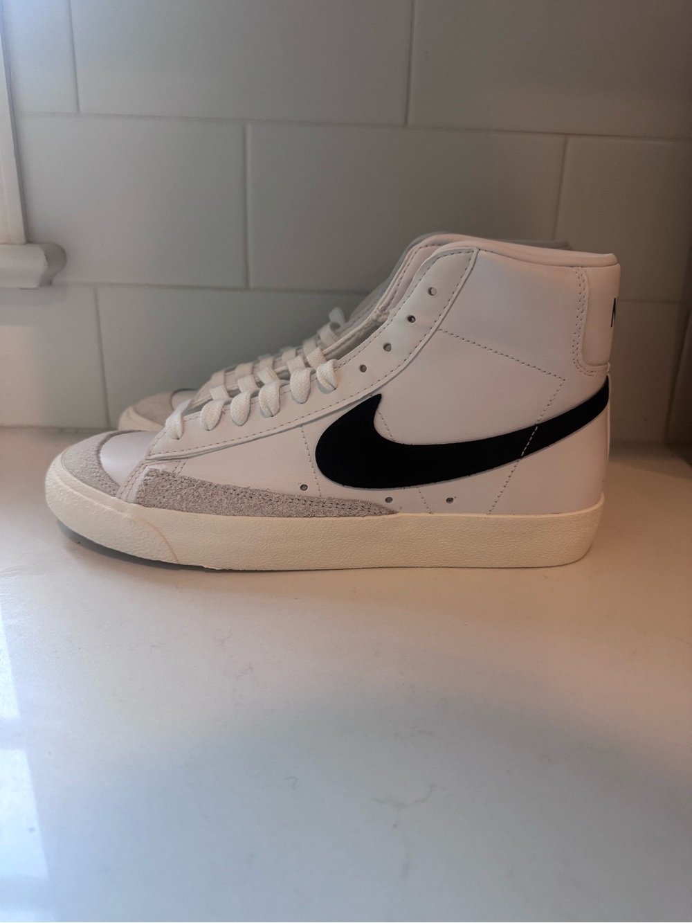 Nike Blazers Mid 77 Brand New Sneakers Women’s Size 9